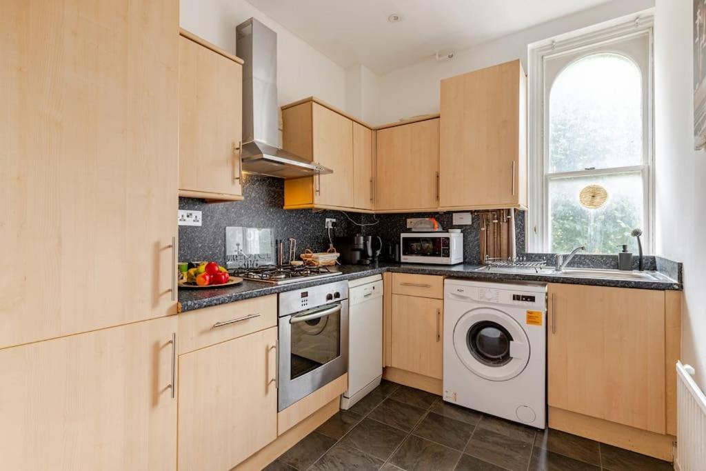 2 Bedroom Flat In St Johns Wood London Eksteriør bilde